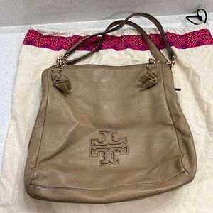 Tory burch nude handbag